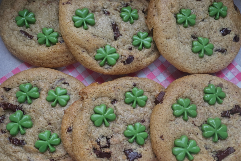 12 Home Baked Chocolate Chunk Cookies